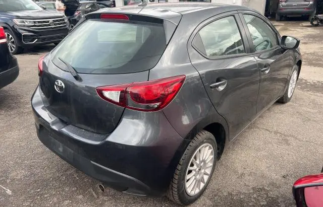 2020 TOYOTA YARIS LE  