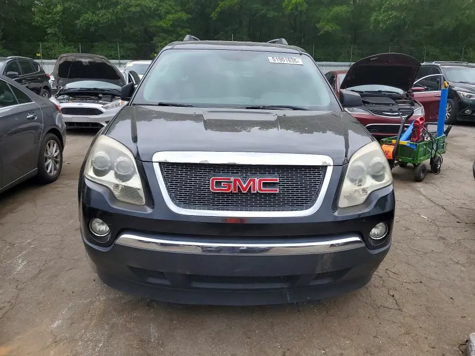 2012 GMC ACADIA SLE  