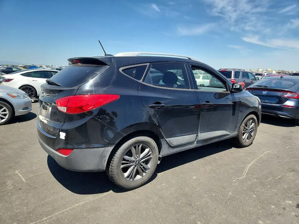 2015 HYUNDAI TUCSON SE  