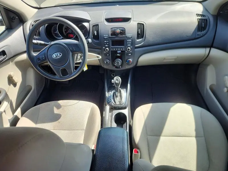 2013 KIA FORTE LX  