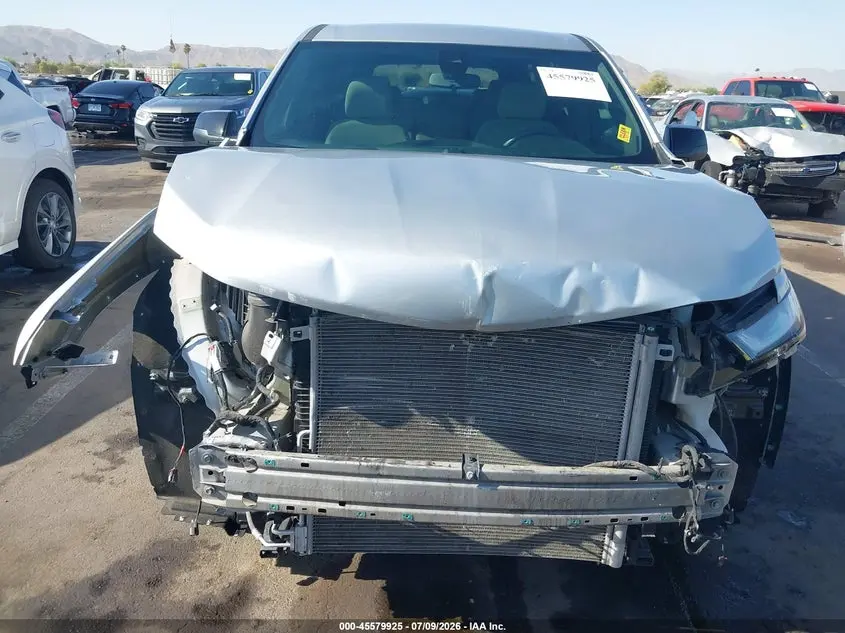 2022 CHEVROLET TRAVERSE FWD LS