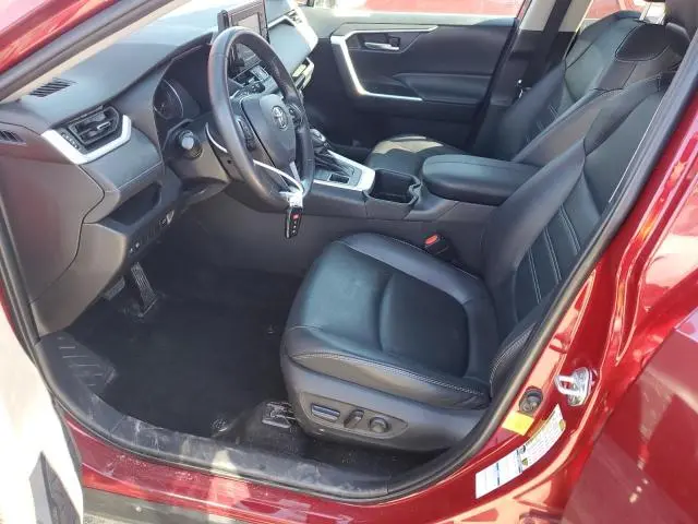 2022 TOYOTA RAV4 XLE PREMIUM  