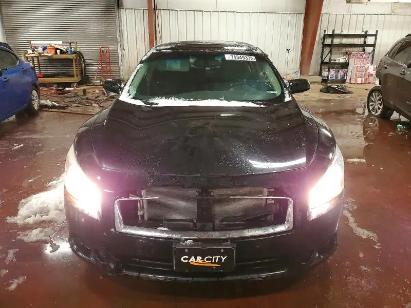 2014 NISSAN MAXIMA S  