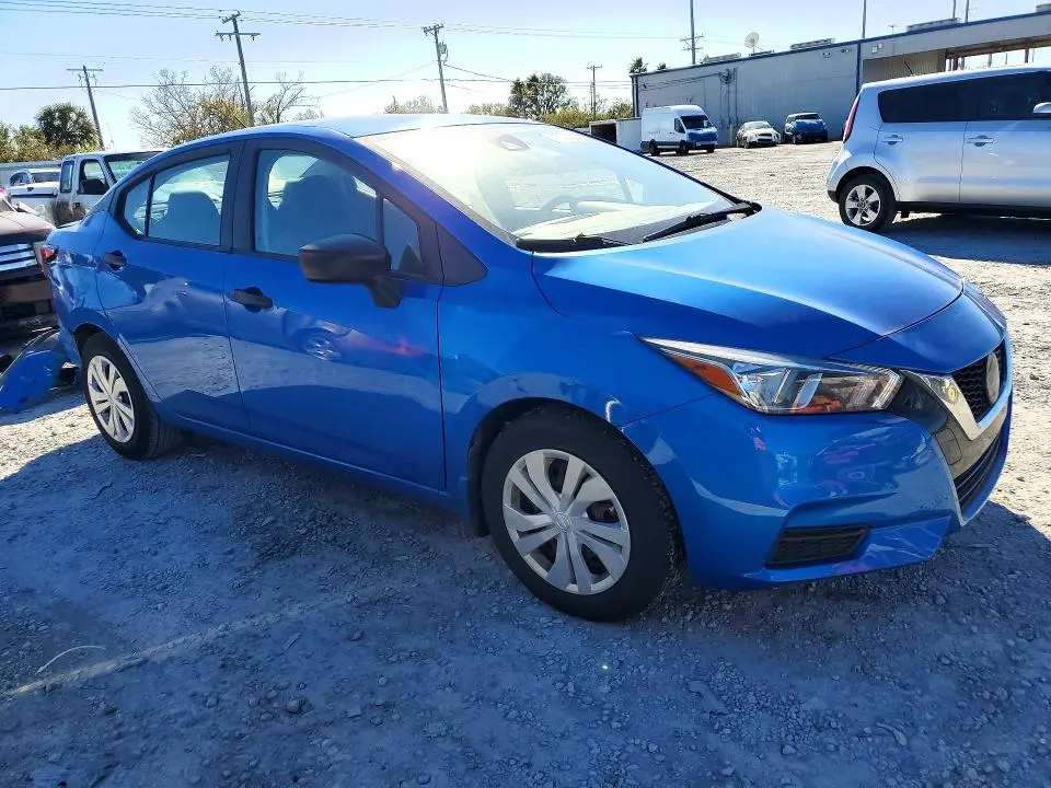 2020 NISSAN VERSA S  