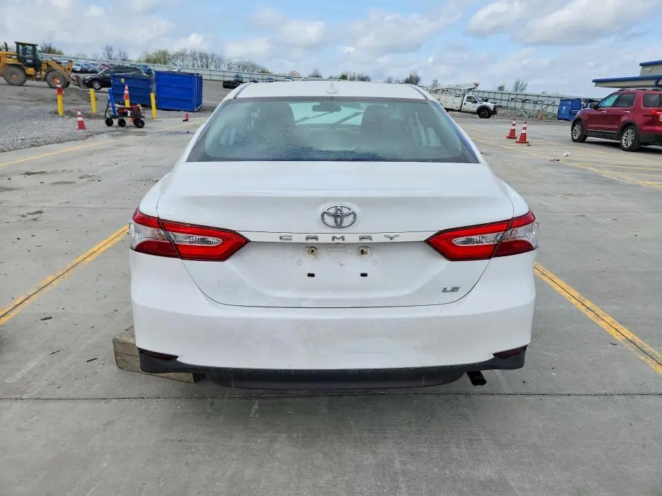 2019 TOYOTA CAMRY LE  