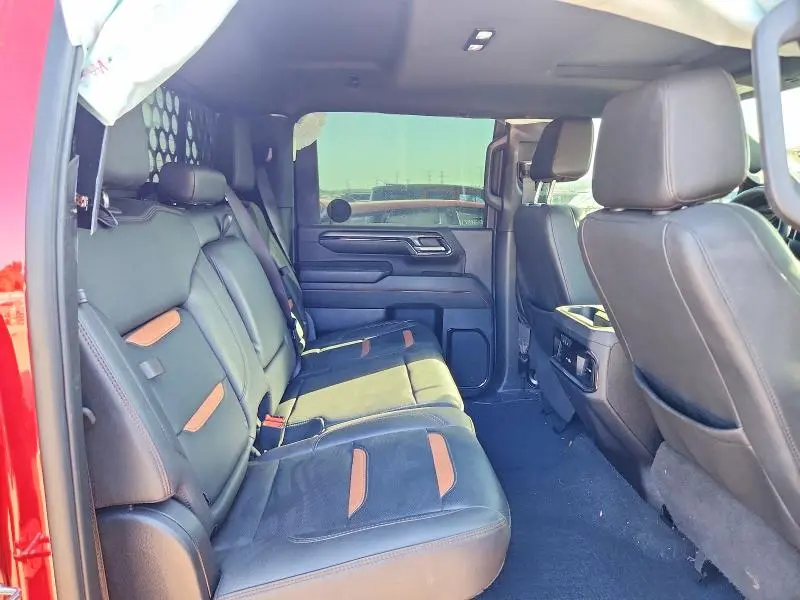 2024 GMC SIERRA K2500 AT4  