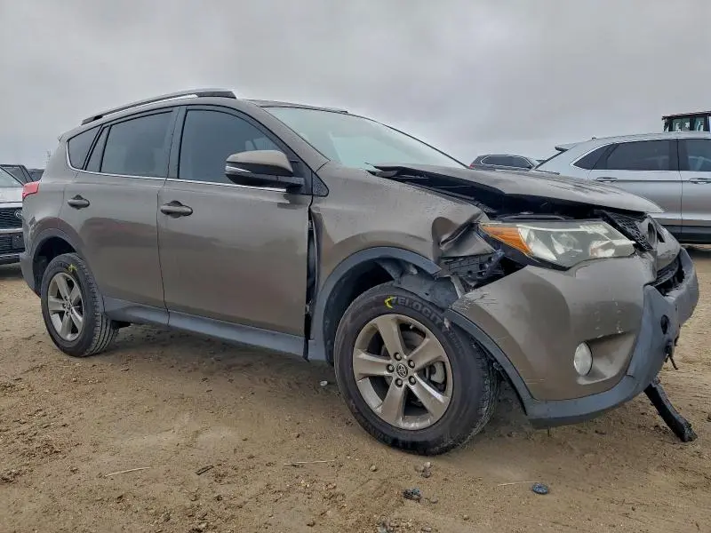 2015 TOYOTA RAV4 XLE  