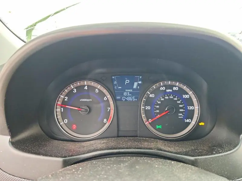 2013 HYUNDAI ACCENT GS  