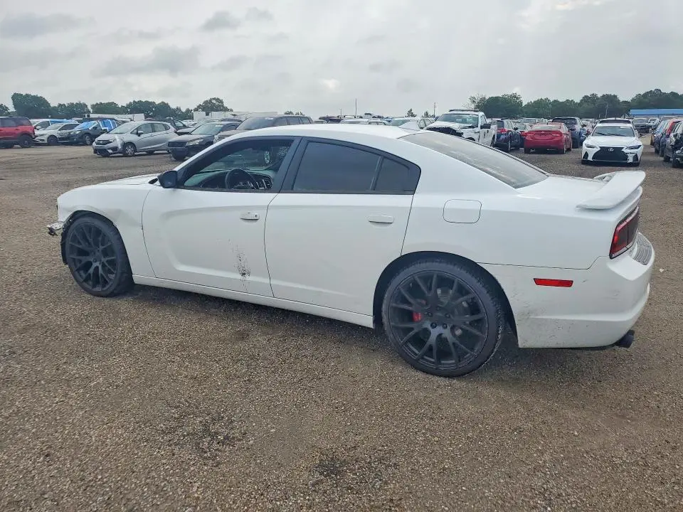 2014 DODGE CHARGER SE  