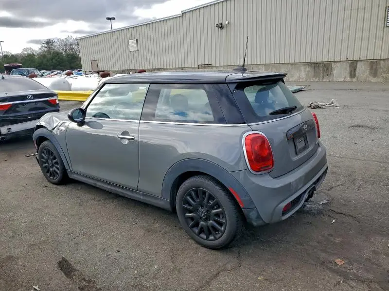 2017 MINI COOPER S  
