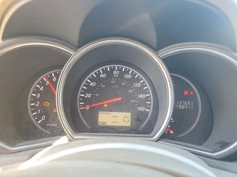 2011 NISSAN MURANO S  