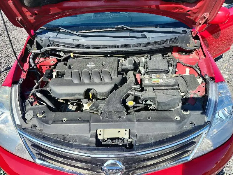 2011 NISSAN VERSA 1.8 S  