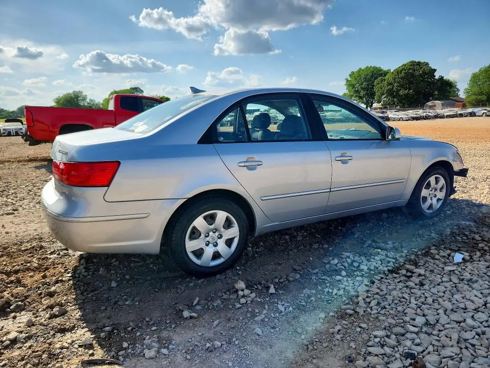 2010 HYUNDAI SONATA GLS  