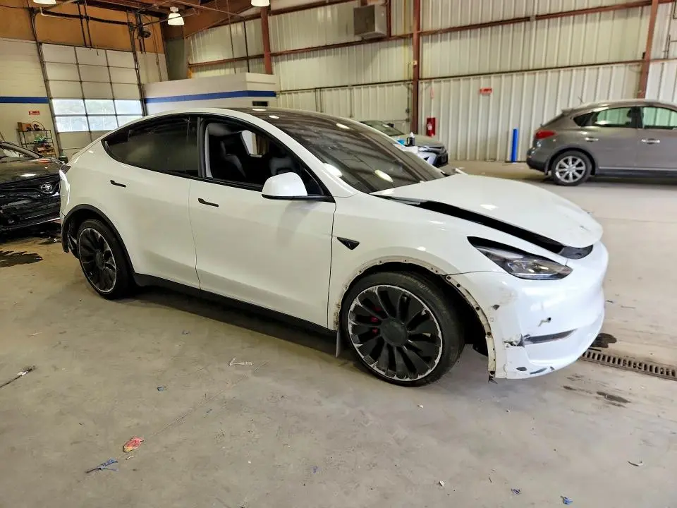 2022 TESLA MODEL Y   