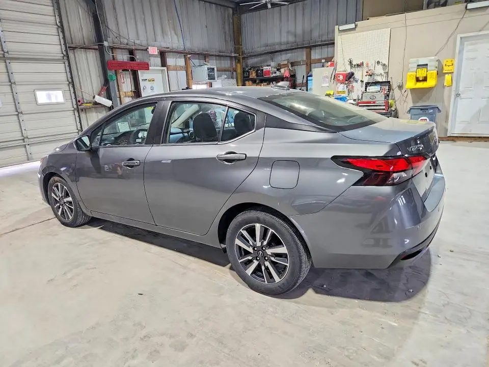 2025 NISSAN VERSA SV  