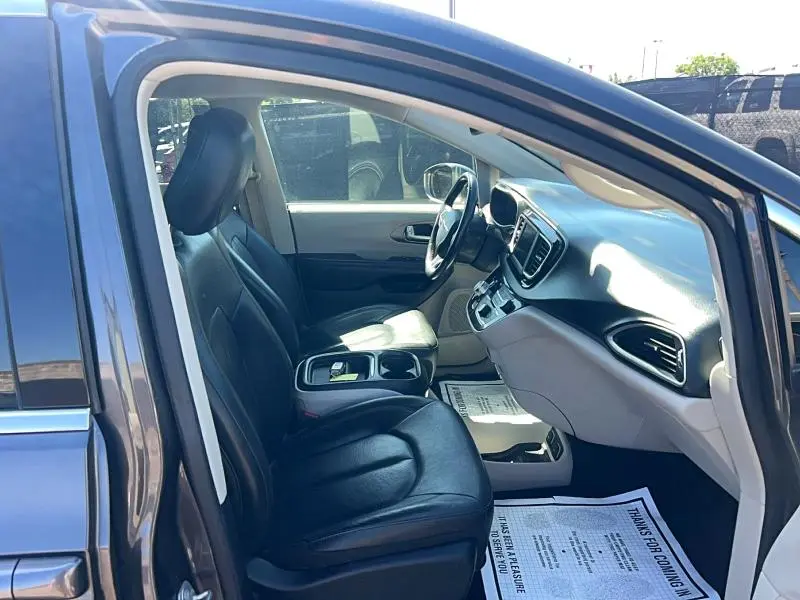 2020 CHRYSLER PACIFICA TOURING L  
