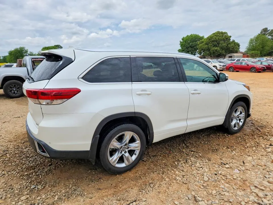2018 TOYOTA HIGHLANDER LIMITED  