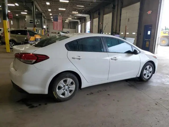 2018 KIA FORTE LX  