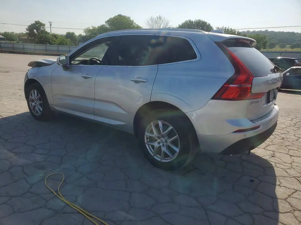 2021 VOLVO XC60 T5 MOMENTUM  