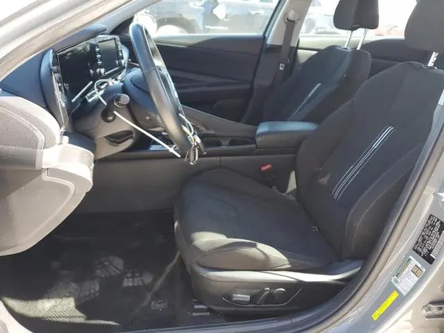 2021 HYUNDAI ELANTRA SEL  