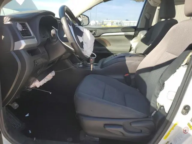 2016 TOYOTA HIGHLANDER LE  