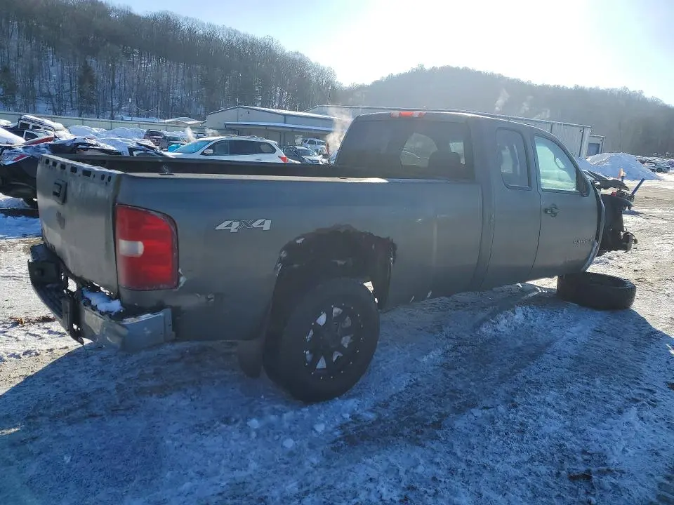 2011 CHEVROLET SILVERADO K1500  