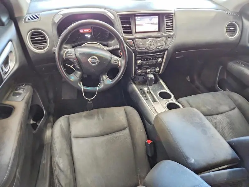 2015 NISSAN PATHFINDER SV  
