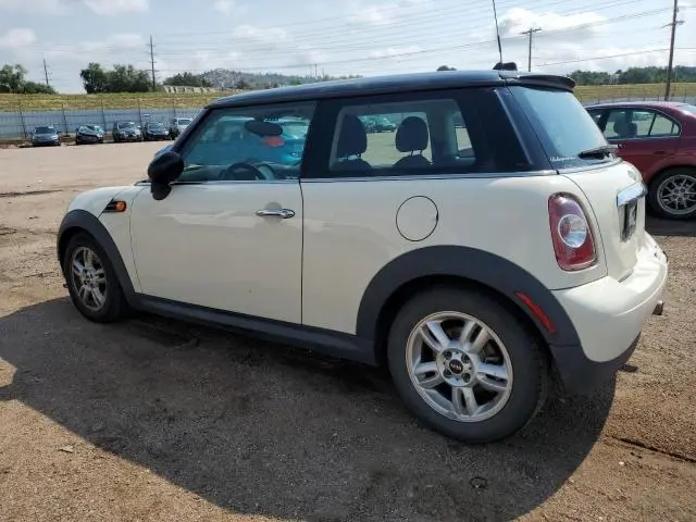 2011 MINI COOPER   