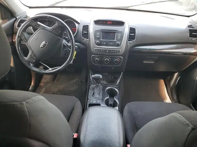 2014 KIA SORENTO LX  