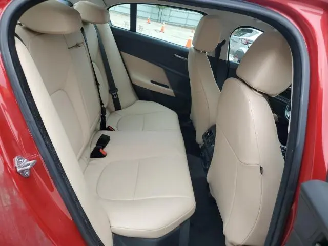 2017 JAGUAR XE PREMIUM  