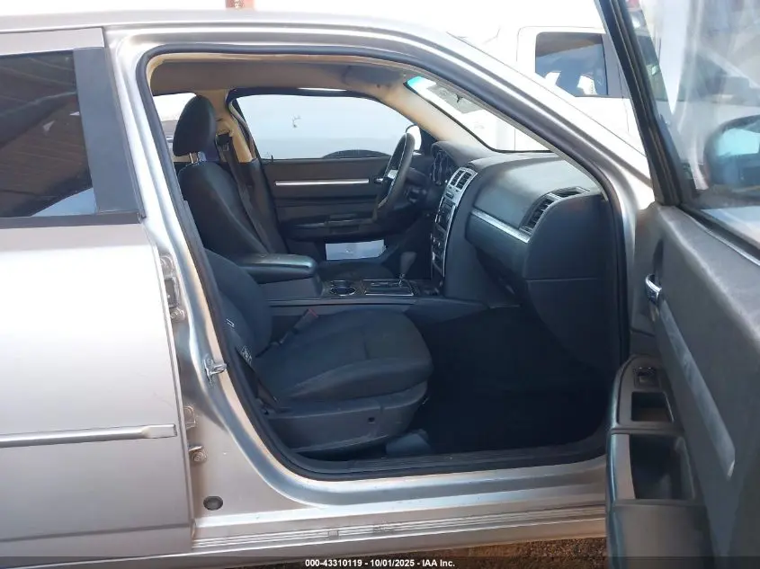 2010 DODGE CHARGER SXT