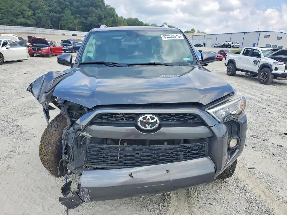 2016 TOYOTA 4RUNNER SR5  