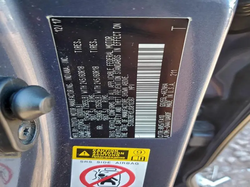 2018 TOYOTA HIGHLANDER LE  