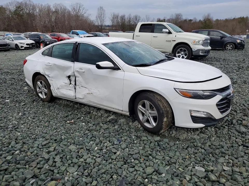 2023 CHEVROLET MALIBU LT  