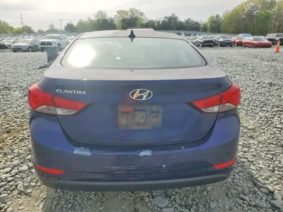 2014 HYUNDAI ELANTRA SE  