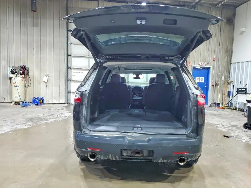 2021 CHEVROLET TRAVERSE LT  