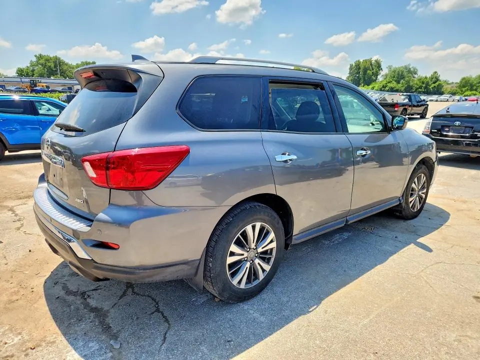 2020 NISSAN PATHFINDER S  