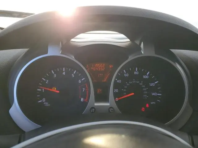 2013 NISSAN JUKE S