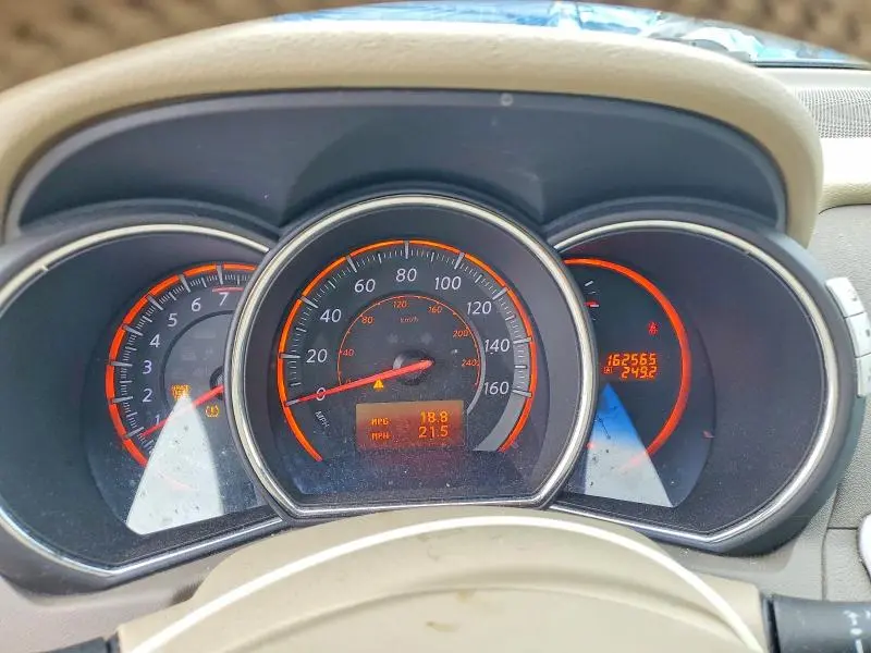 2010 NISSAN MURANO S  