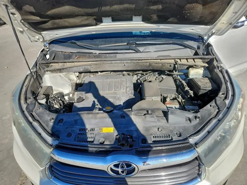 2014 TOYOTA HIGHLANDER LIMITED  