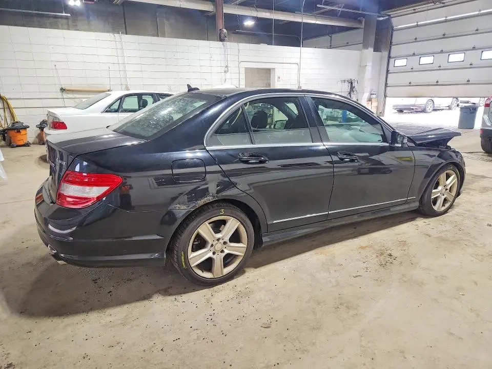 2011 MERCEDES-BENZ C 300 4MATIC  
