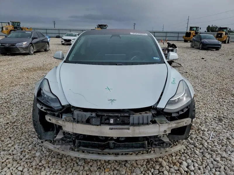 2018 TESLA MODEL 3   