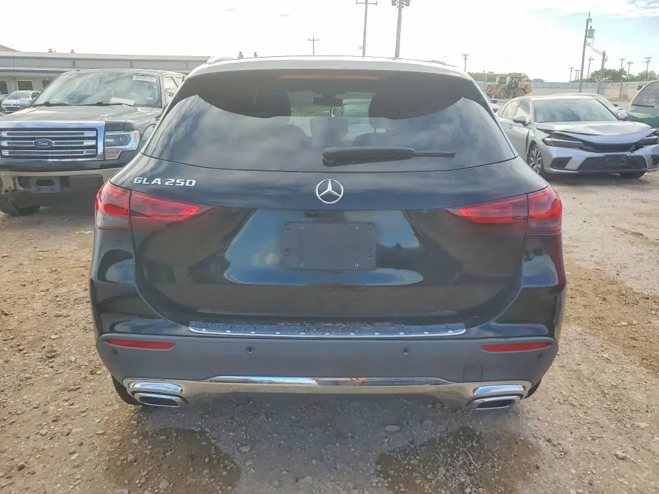 2021 MERCEDES-BENZ GLA 250  