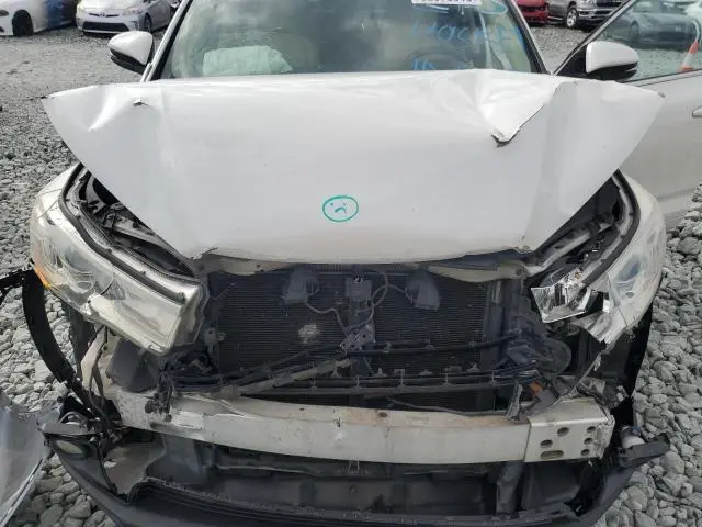 2014 TOYOTA HIGHLANDER XLE  