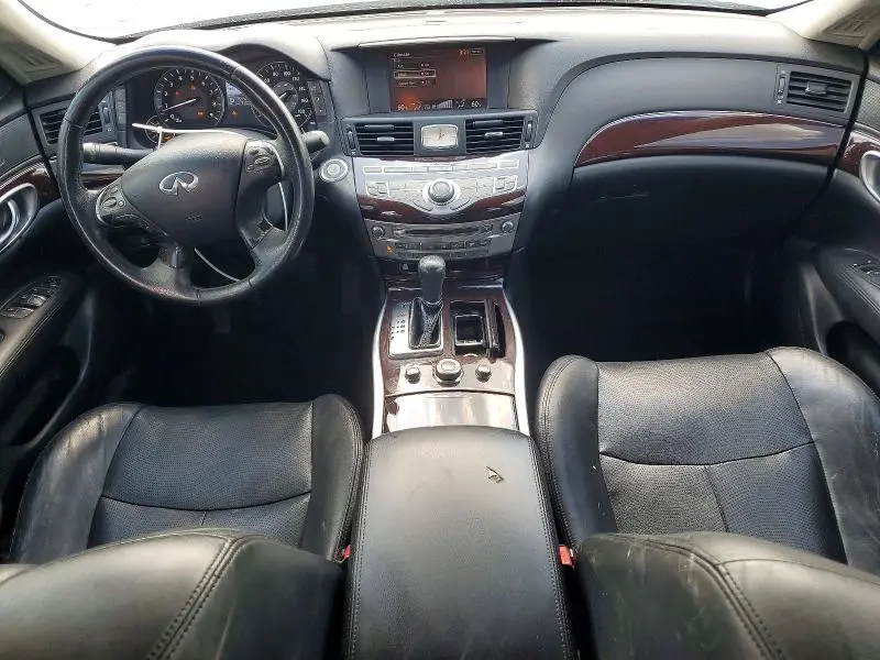 2011 INFINITI M37 X  