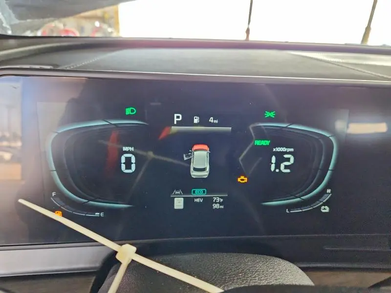 2025 KIA SPORTAGE X LINE  