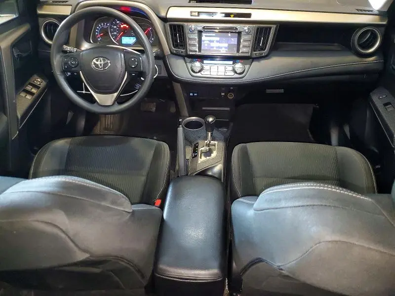 2014 TOYOTA RAV4 XLE  