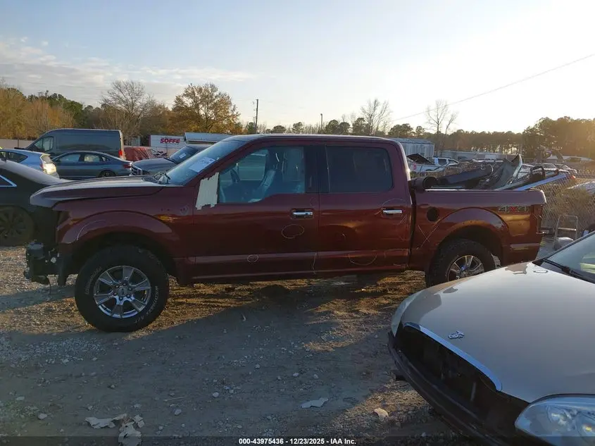2017 FORD F-150 LARIAT