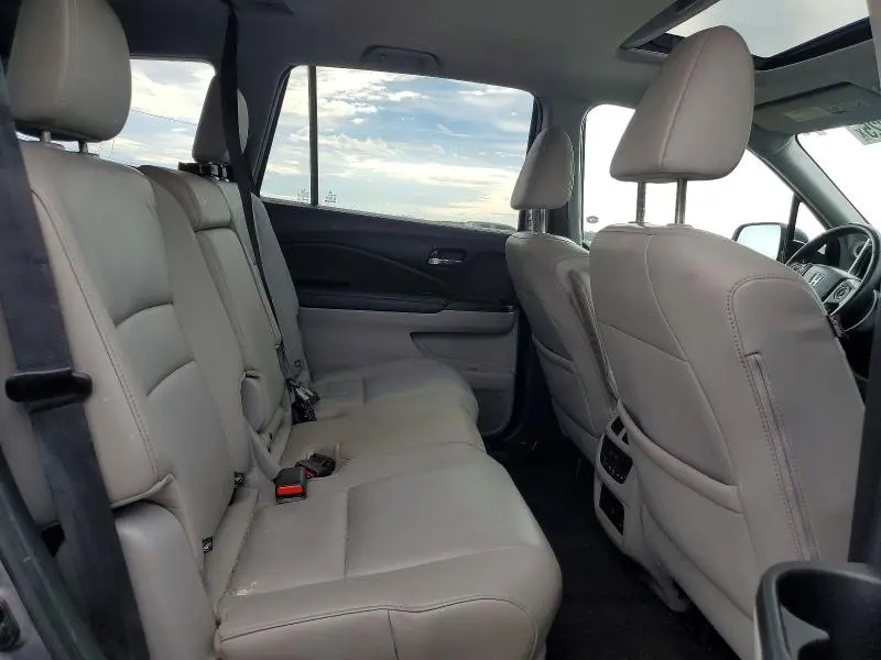 2016 HONDA PILOT EXLN  