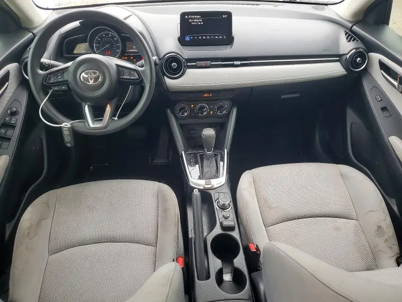 2019 TOYOTA YARIS LE  